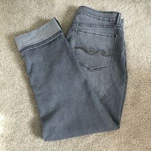 NYDJ Boyfriend Stretch Jeans 8 Rolled Cuff